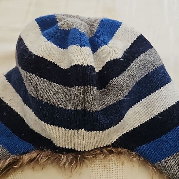 Gap Boy's Winter Trapper Hat With Faux Fur Trim & Scarf One Size Small Blue/Gray - Picture 16 of 16